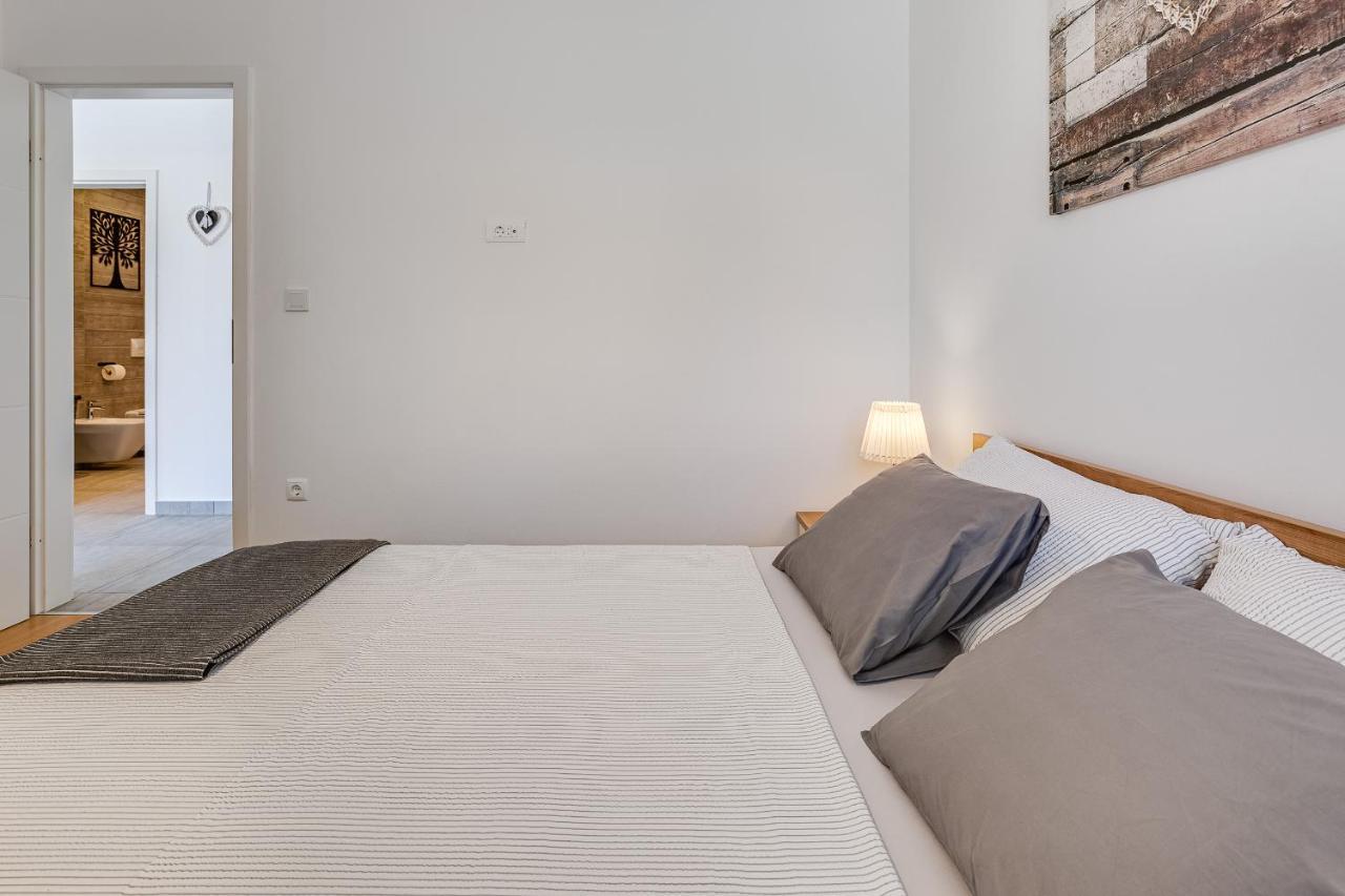 Juraj Apartment