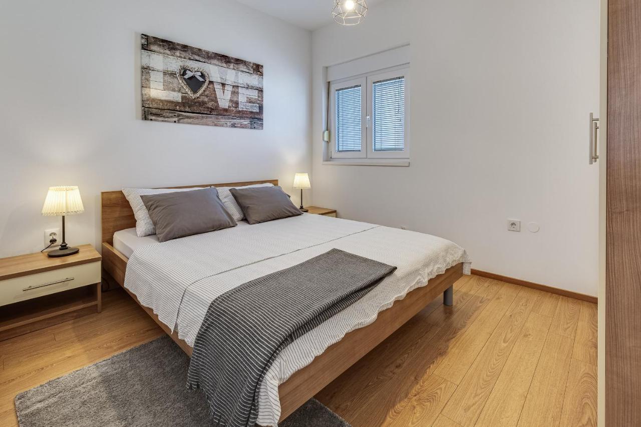 Juraj Apartment Petrcane