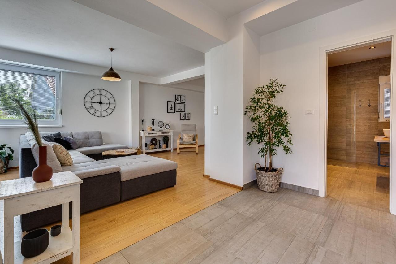 Juraj Apartment Petrcane