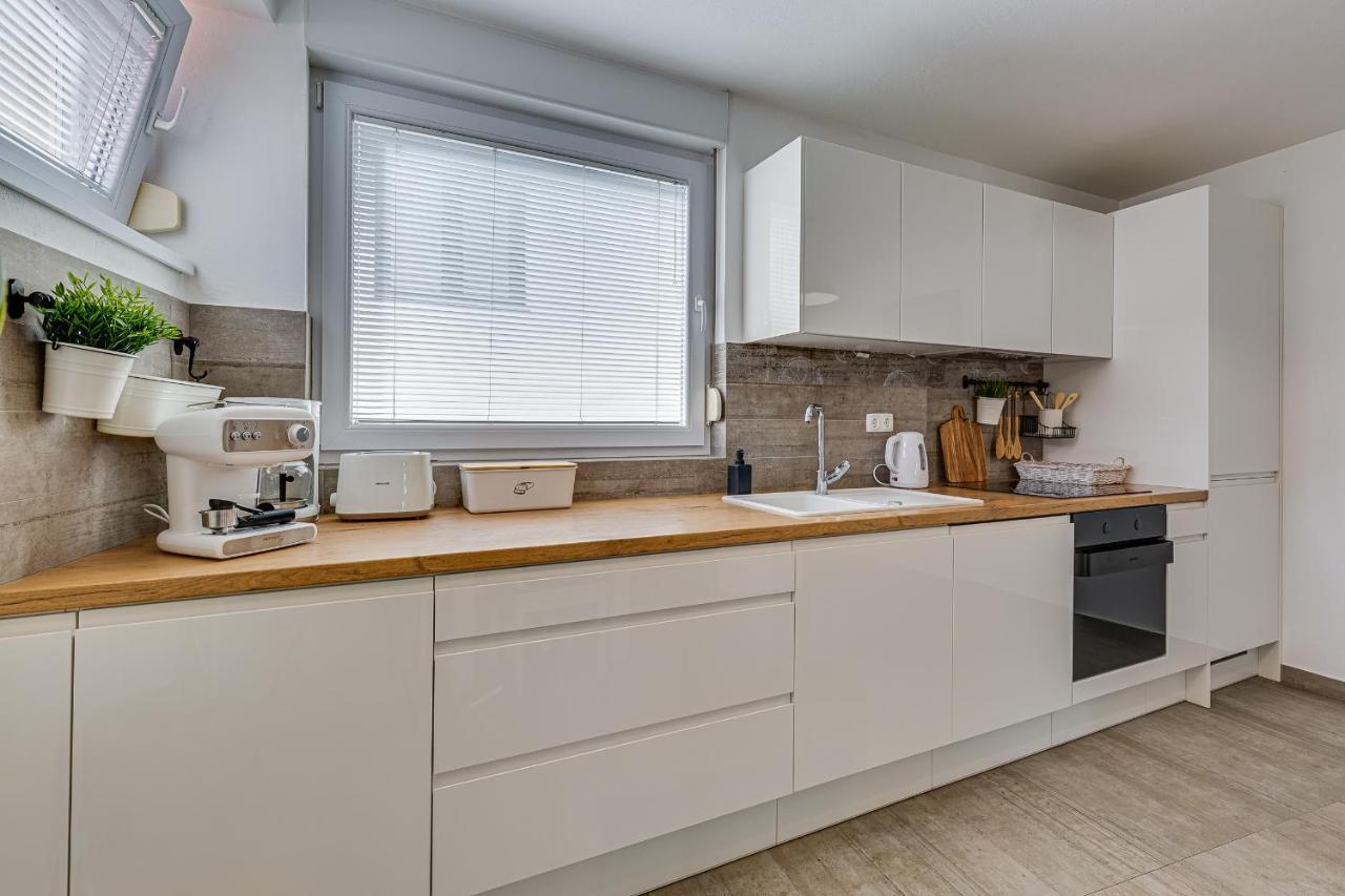 Apartment Juraj Petrcane